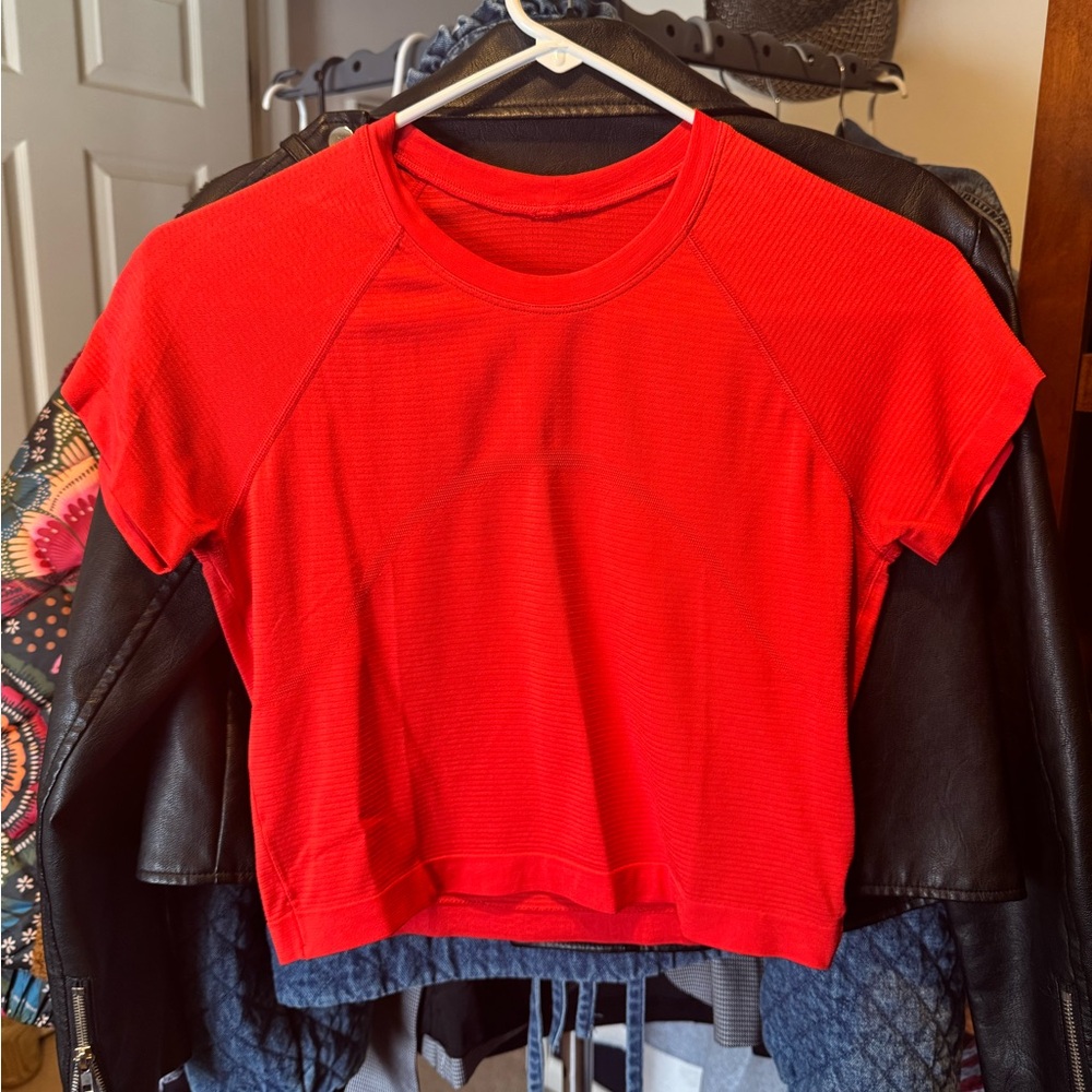 Lululemon Swiftly Tech Cropped